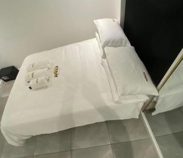 Port Elizabeth House | Exclusive Townhouse at The Square