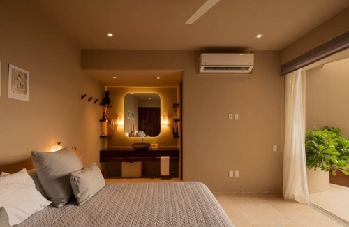 Saladita Apartment | Exclusive tropical villa for surfers