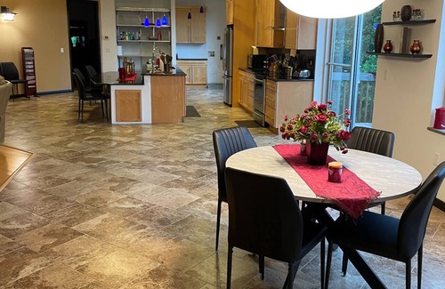 Sebring House | Exclusive upstairs 2-2 + bonus room, close to Sebring Airport & Raceway.