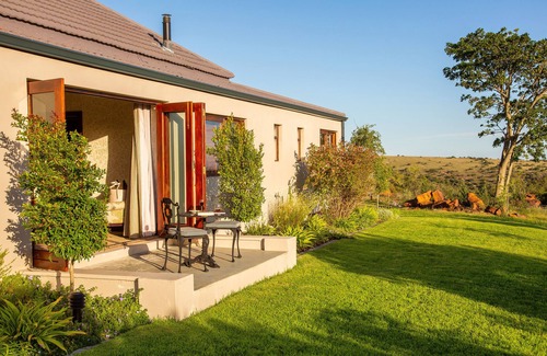 Sidbury Villa | Exclusive-use luxury private villa in world renowned Big 5 game reserve