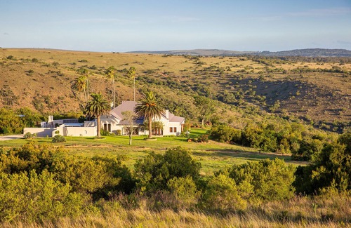 Sidbury Villa | Exclusive-use luxury private villa in world renowned Big 5 game reserve