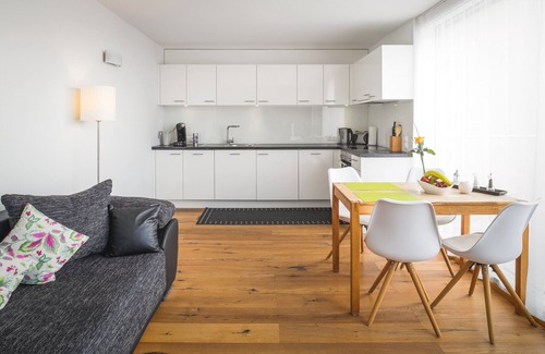 Hoerbranz Condo | Exclusive vacation apartment with balcony, 2 rooms 55m², direct hiking trails, close to the lake