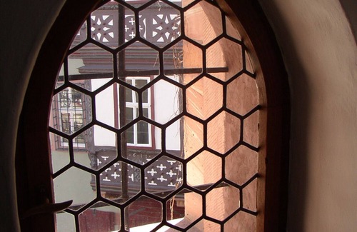 Miltenberg Apartment | Exclusive vacation apartment in a half-timbered house in the old city center