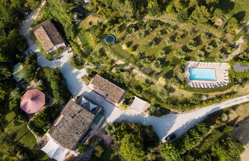 Ponzano di Fermo Villa | Exclusive Villa for 19, panoramic pool, air con and wi-fi