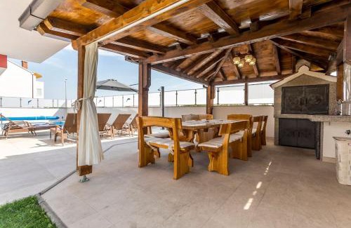 Stobrec Villa | Exclusive Villa Holiday