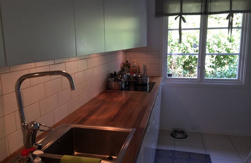 Taby Municipality Villa | Exclusive villa near Stockholm - the city on the day, barbecue in the garden in the evening