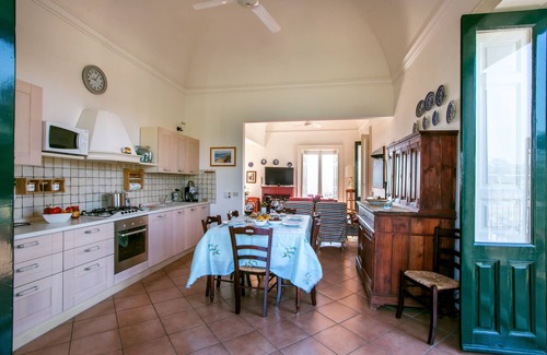 Archi Villa | Exclusive Villa with Pool & Jacuzzi, lovely Sea-Etna view near Catania/Taormina