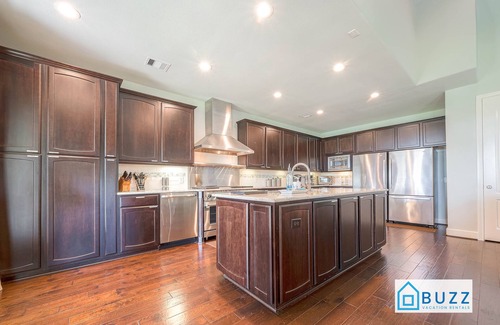Dickinson House | Exclusive Waterfront Home, Private Boat Slip, Scenic Bayou Views