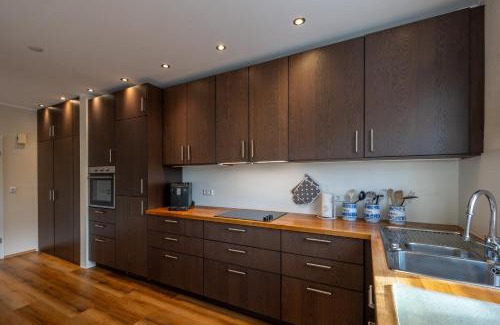 Bant House | Exclusives 110m2 Ferienhaus Inge mit Garten