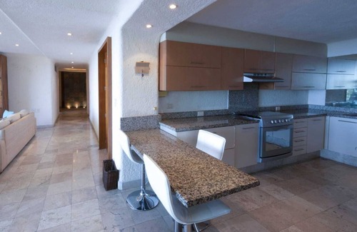 Brisas del Marques Apartment | Exclusivo Departamento Con Increible Vista