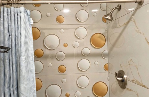 South Arlington Hotel | Exclusivo Inn by OYO Grand Prairie, TX