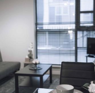Stratford and New Town Apartment | Executive 2 Bed Flat near Stratford Station - Ideal for Corporate Stays