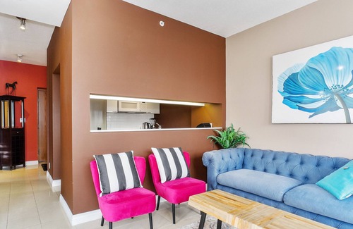 Coal Harbour Condo | Executive 3 bdrm Condo in a 5 Star Downtown Vancouver Building