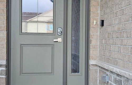 Waterloo House | Executive 3-Bedroom Townhouse Condo with 3 Ensuites
