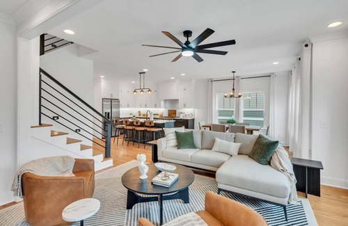 Nashville House | Executive 4BR/4BA Rental | Rooftop + River Views