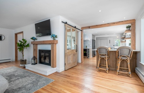 Falmouth House | Executive Falmouth Waterfront Home on the Presumpscot River