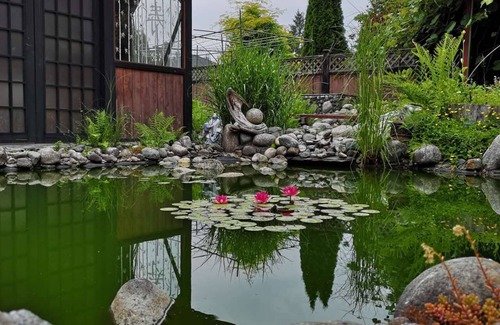 Maple Ridge House | Executive Family Retreat Near Vancouver – Sleeps 6, Golf, Business & Photography