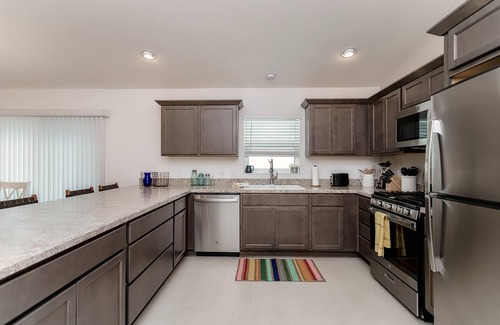 Wildwood Villa | Executive Golf Course across the street! King, 2 Queens, Queen sofa, Pets ok!