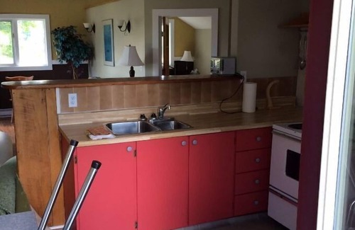 Markdale House | Executive home 3 minutes from top of Beaver Valley Ski Club
