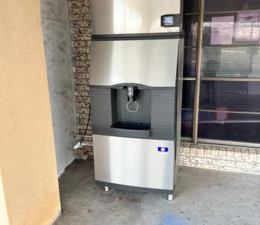 Robstown Hotel | Executive Inn Robstown