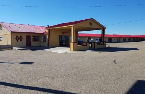 Panhandle Hotel | Executive Inn