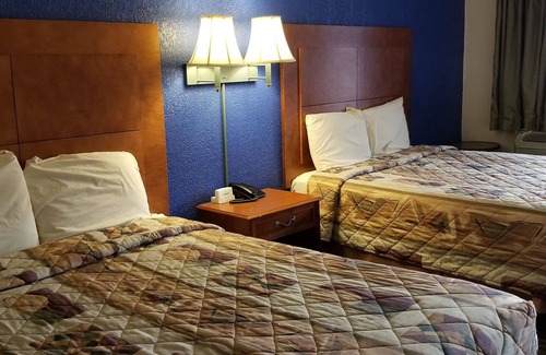 Victoria Hotel | Executive Inn