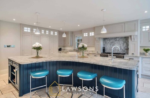 Windsor House | Executive Living by Lawsons- moments from Legoland