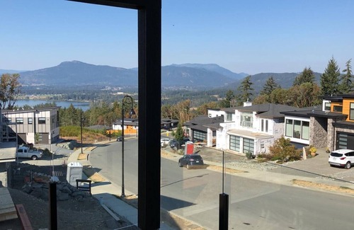 North Cowichan House | Executive living