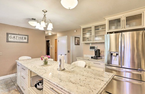 Toledo Condo | Executive Living: Toledo Golf Home w/Gym, Court