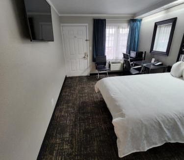 Kerns Hotel | Executive Lodge