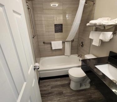 Kerns Hotel | Executive Lodge