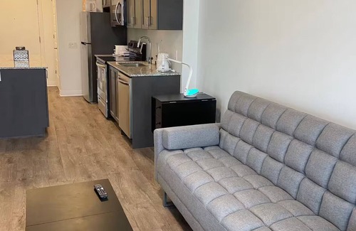 Oakville Apartment | Executive Luxury Apartment.