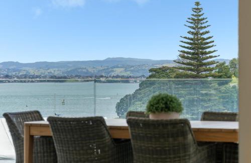 Mount Maunganui Apartment | Executive Oceanside Apartment
