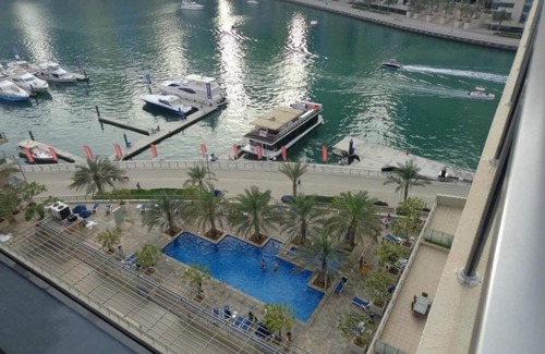 Jumeirah Lake Towers Apartment | Executive One-Bedroom Apartment with Balcony at Dubai Marina