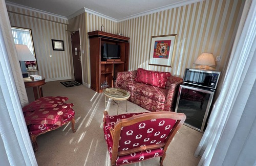 Coal Harbour Apartment | Executive Penthouse Suite, Downtown Vancouver