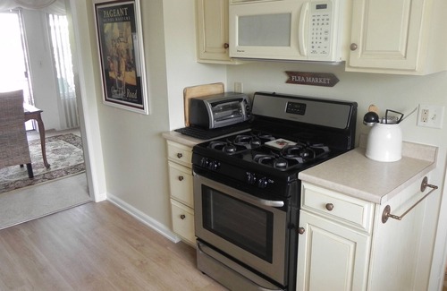 Del Obispo House | Executive Rental and Snow Birds ! Your Beach close Home