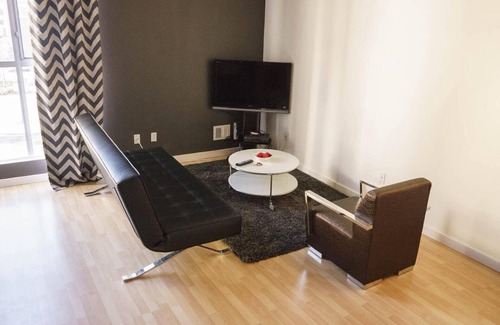 Gaslamp Quarter Condo | Executive rental in heart of Downtown San Diego walk to Convention Ctr & Petco