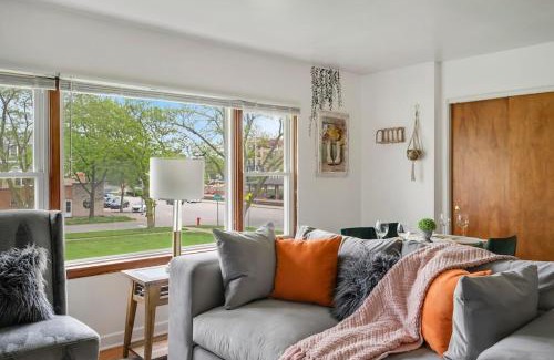 Westmont Apartment | Executive Retreat