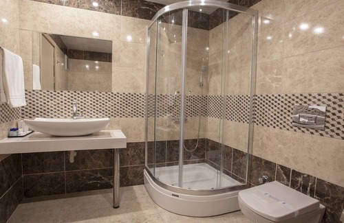 Karahayit House | executive room with balcony