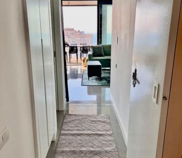 Kerem HaTeimanim Apartment | Executive Sea View Apartments by FeelHome