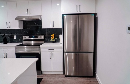 Northeast Edmonton Apartment | Executive , Serene, Beautiful 2 bedroom Basement Apartment