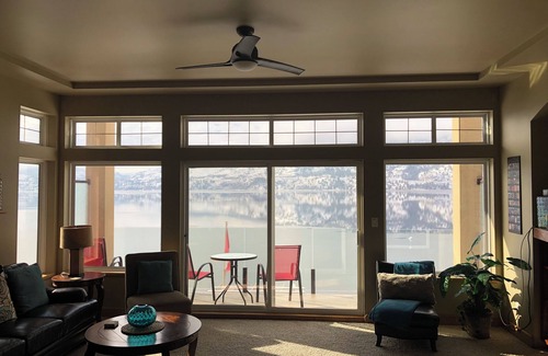 Okanagan-Similkameen House | Executive Skaha Lake Waterfront Home-Sandy beach- Dock-BoatnMoorage-4 bdrm