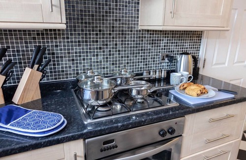 Latchford House | Executive St Marys House - Lovely Four bed townhouse
