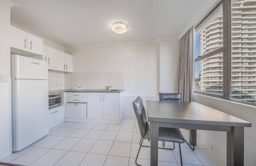 Darlinghurst Apartment | Executive Studio at College Street, Sydney CBD