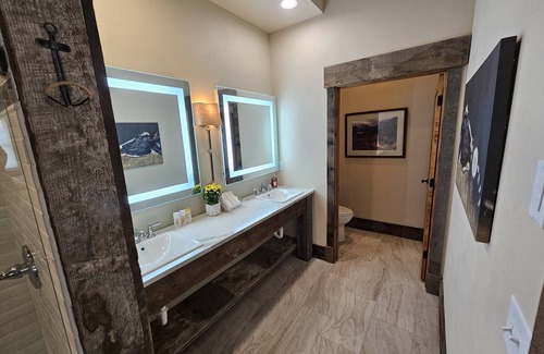 Miles City House | Executive studio Suite Downtown