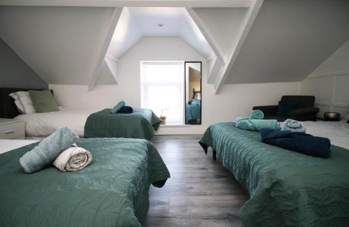 Bridgend Apartment | Executive Style 2 Bed Flat in Bridgend F2