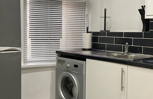 Bridgend Apartment | Executive Style 2 Bed Flat in Bridgend F2