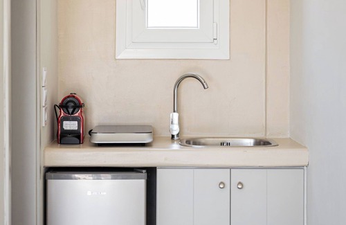 Kithnos Apartment | Executive Suite By Kythea Suites Kythnos