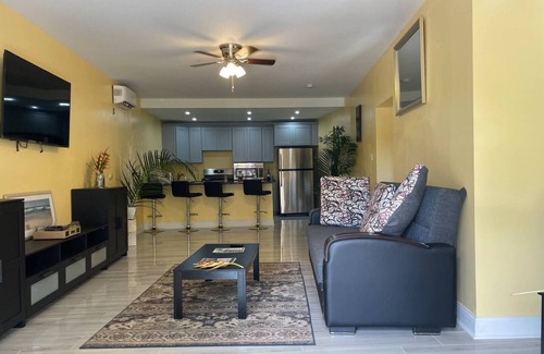 Soufriere Apartment | Executive Suite