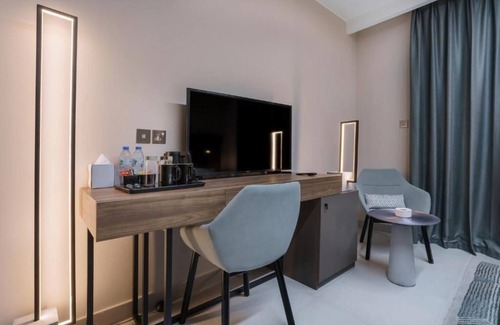 Al Majaz Apartment | Executive Suite Near Nakheel Osais